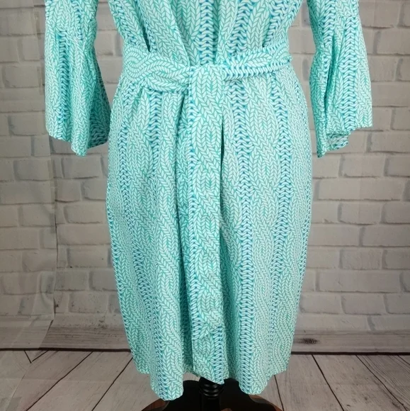 Escapada size medium geo print tie waist dress